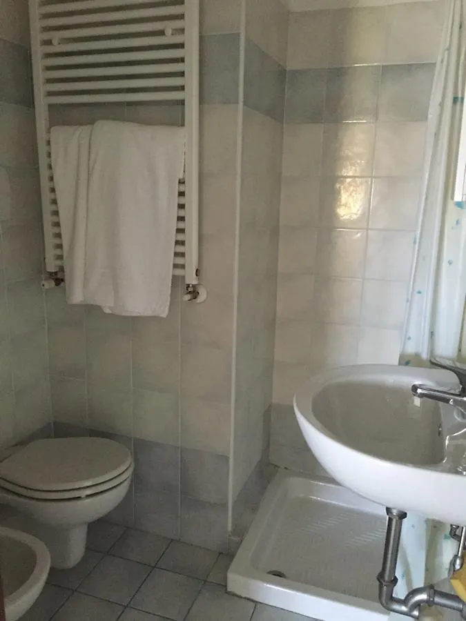Casa Regina Apartment Desenzano del Garda 0*,